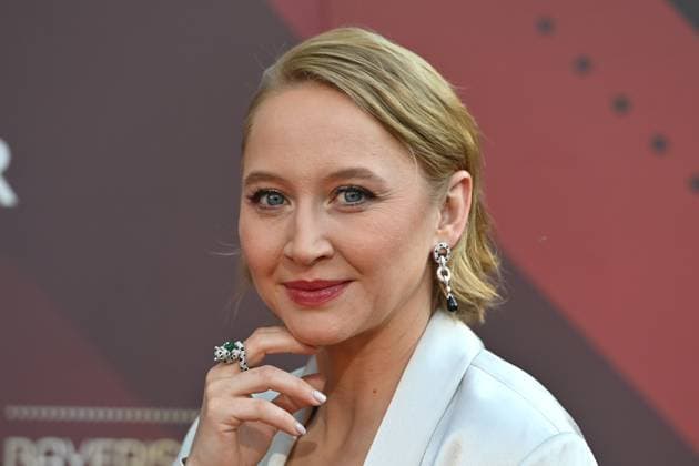 Anna Maria MUEHE (Schauspielerin), Einzelbild,angeschnittenes Einzelmotiv,Portraet,Portrait,Porträt. Roter Teppich,Red Carpet,Bayerischer Filmpreis 2023 am 16.06.2023 im Prinzregententheater in Muenchen.