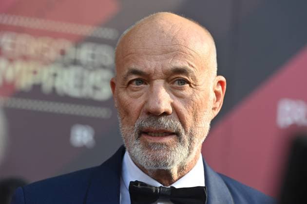 Heiner Lauterbach (Schauspieler), Einzelbild,angeschnittenes Einzelmotiv,Portraet,Portrait,Porträt. Roter Teppich,Red Carpet,Bayerischer Filmpreis 2023 am 16.06.2023 im Prinzregententheater in Muenchen.