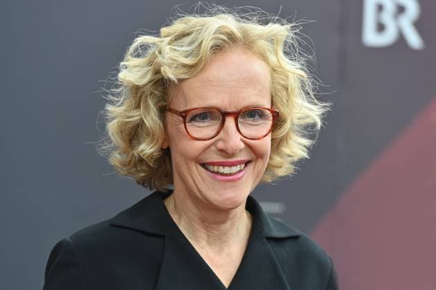 Juliane Koehler (Schauspielerin), Einzelbild,angeschnittenes Einzelmotiv,Portraet,Portrait,Porträt. Roter Teppich,Red Carpet,Bayerischer Filmpreis 2023 am 16.06.2023 im Prinzregententheater in Muenchen.