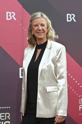 Katja Wildermuth (Intendantin Bayerischer Rundfunk), Einzelbild,angeschnittenes Einzelmotiv,Halbfigur,halbe Figur. Roter Teppich,Red Carpet,Bayerischer Filmpreis 2023 am 16.06.2023 im Prinzregententheater in Muenchen.