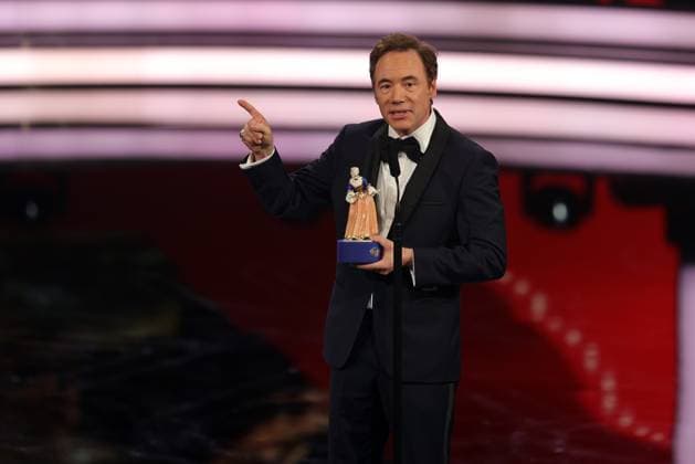 Michael Bully Herbig Verleihung Bayerischer Filmpreis 2022 Ehrenpreisträger Michael Bully Herbig während seiner Dankesrede. Verleihung des 44. Bayerischen Filmpreises 2022 am 16.06.2023 im Münchner Prinzregententheater. München, Bayern, Deutschland.