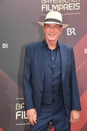 Herbert Knaup Verleihung des Bayerischen Filmpreis 22 Ehrung, Auszeichnung, Preis Prinzregenten Theater München 16. Juni 2023