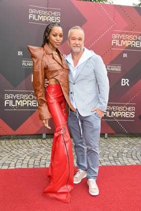 Jazz Aamina und Thomas Darchinger Verleihung des Bayerischen Filmpreis 22 Ehrung, Auszeichnung, Preis Prinzregenten Theater München 16. Juni 2023