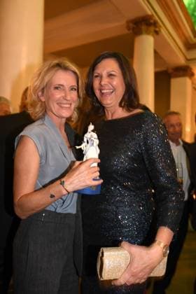 Maria Furtwängler und Ilse Aigner Verleihung des Bayerischen Filmpreis 22 Ehrung, Preis, Auszeichnung Party München 16. Juni 2023