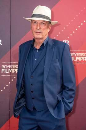 Herbert Knaup bei der Verleihung des 44. Bayerischen Filmpreises 2022 im Prinzregententheater. München, 16.06.2023