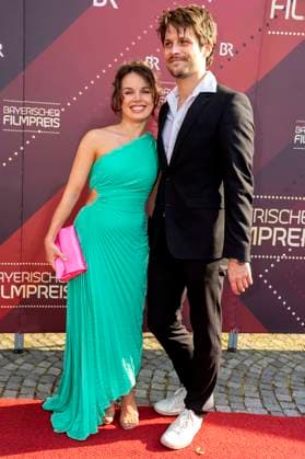 Darya Birnstiel und Philip Birnstiel bei der Verleihung des 44. Bayerischen Filmpreises 2022 im Prinzregententheater. München, 16.06.2023