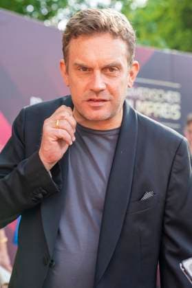 Sebastian Bezzel bei der Verleihung des 44. Bayerischen Filmpreises 2022 im Prinzregententheater. München, 16.06.2023