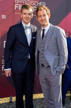 Ferdinand Hofer und Stefan Murr bei der Verleihung des 44. Bayerischen Filmpreises 2022 im Prinzregententheater. München, 16.06.2023