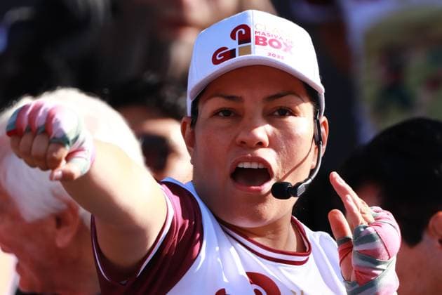 June 17, 2023 in Mexico City, Mexico: Hundred of Personstake part during the Massive Boxing Class in the Mexico City ZoÂ³calo, headed by personalities from Mexican boxing . On June 17, 2023 in Mexico City, Mexico. Mexico City Mexico - ZUMAe321 20230617_zia_e321_049 Copyright: xCarlosxSantiagox