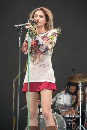 June 18, 2023, Manchester, Tennessee, United States: Paris Jackson performs during Day 4 of the 2023 Bonnaroo Music & Arts Festival on June 18, 2023 in Manchester, Tennessee. Manchester United States - ZUMAs181 20230618_zea_s181_017 Copyright: xDarrenxEaglesx