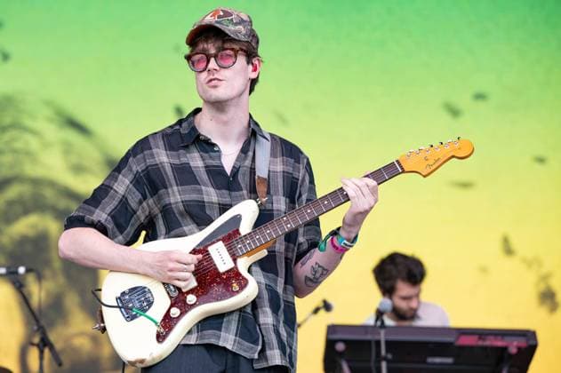 June 18, 2023, Manchester, Tennessee, United States: Jake Luppen with Hippo Campus performs on Day 4 of the 2023 Bonnaroo Music & Arts Festival on June 18, 2023 in Manchester, Tennessee. Manchester United States - ZUMAs181 20230618_zea_s181_042 Copyright: xDarrenxEaglesx