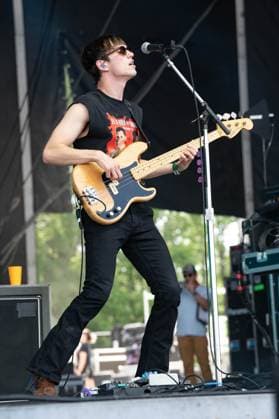 June 18, 2023, Manchester, Tennessee, United States: Zach Sutton with Hippo Campus performs on Day 4 of the 2023 Bonnaroo Music & Arts Festival on June 18, 2023 in Manchester, Tennessee. Manchester United States - ZUMAs181 20230618_zea_s181_060 Copyright: xDarrenxEaglesx
