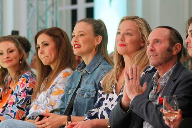 Anastasia Zampounidis, Bar Refaeli, Elisabeth Roehm und Peter Glatzer bei der Ernsting s Family Fashionshow am 19.06.2023 in Hamburg Ernstings Family Modenschau 2023 in Hamburg