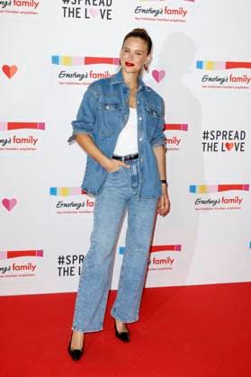Bar Refaeli bei der Ernsting s Family Fashion Show im Hotel Atlantic. Hamburg, 19.06.2023