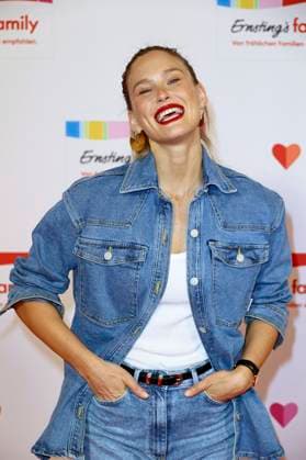 Bar Refaeli bei der Ernsting s Family Fashion Show im Hotel Atlantic. Hamburg, 19.06.2023