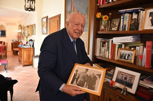 Jean-Claude Gaudin Portrait - Marseille Former mayor of Marseille Jean-Claude Gaudin photographed on March 16, 2021 in Marseille, France. Photo by Elodie Gregoire ABACAPRESS.COM Marseille France  Copyright: xGregoirexElodie ABACAx 763607_017 GregoirexElodie ABACAx 763607_017