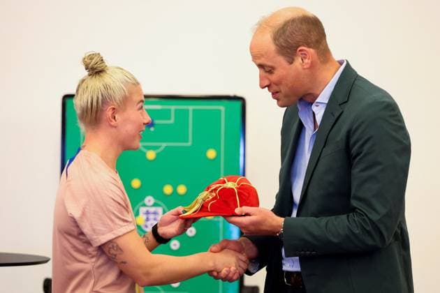 Britain s Prince William visits England Women s football team in Burton upon Trent Britain s Prince William, the Prince of Wales and President of The Football Association, presents a legacy cap to football player Bethany England as he visits England Women s team to wish them luck ahead of the 2023 FIFA Women s World Cup, at the national football centre at St. George s Park in Burton upon Trent, Britain June 20, 2023., Credit:PHIL NOBLE Avalon UNITED KINGDOM, BURTON UPON TRENT  Copyright: xPHILxNOBLEx xAvalonx 0784436442