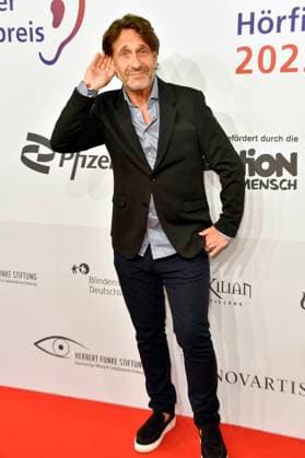 Falk-Willy Wild bei der Verleihung des 21. Deutschen Hörfilmpreises 2023 in der Hauptstadtrepräsentanz der Deutschen Telekom. Berlin, 20.06.2023