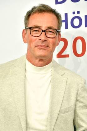 Jan Sosniok bei der Verleihung des 21. Deutschen Hörfilmpreises 2023 in der Hauptstadtrepräsentanz der Deutschen Telekom. Berlin, 20.06.2023