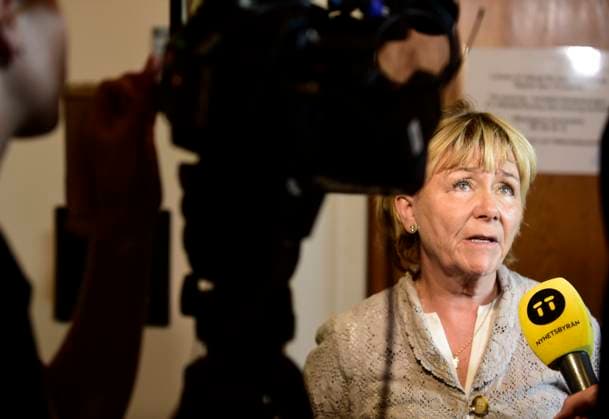 STOCKHOLM 20180724 Beatrice Ask (M) ledamot i försvarsutskottet ger en kommentar efter att försvarsminister Peter Hultqvist och justitie- och inrikesminister Morgan Johansson träffat försvarsutskottet med anledning av pagaende skogsbränderna. STOCKHOLM SVERIGE x11860x *** STOCKHOLM 20180724 Beatrice Ask M member of the Defense Committee gives a comment after Minister of Defense Peter Hultqvist and Minister of Justice and Home Affairs Morgan Johansson met with the Defense Committee in connection with the ongoing forest fires STOCKHOLM SVERIGE x11860x  Copyright: xHosseinxSalmanzadeh TTx SKOGSBRÄNDER FÖRSVARSUTSKOTTET