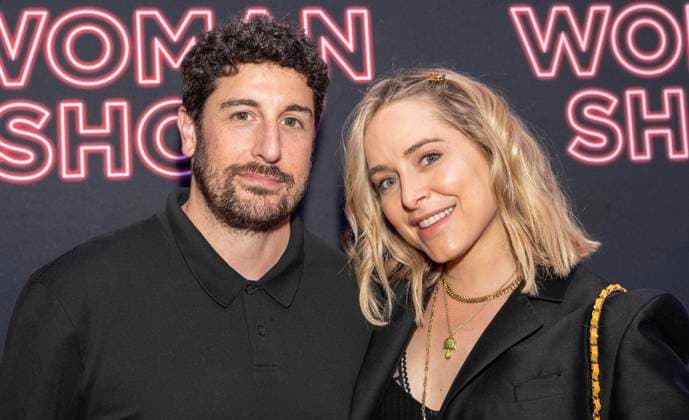 June 20, 2023, New York, New York, United States: Jason Biggs and Jenny Mollen attend One Woman Show opening night at Greenwich House Theater in New York on June 20, 2023. Wildfowl play written and performed by Liz Kingsman was transferred from London West End where it was nominated for Oliver Award to New York. New York United States - ZUMAr339 20230620_znp_r339_022 Copyright: xLevxRadinx
