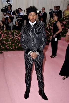 The 2019 Met Gala Celebrating Camp: Notes On Fashion Lewis Hamilton attends The 2019 Met Gala Celebrating Camp: Notes On Fashion at The Metropolitan Museum of Art on May 06, 2019 in New York City. Photo by Lionel Hahn ABACAPRESS.COM New York New York  Copyright: xHahnxLionel ABACAx 681713_302 HahnxLionel ABACAx 681713_302