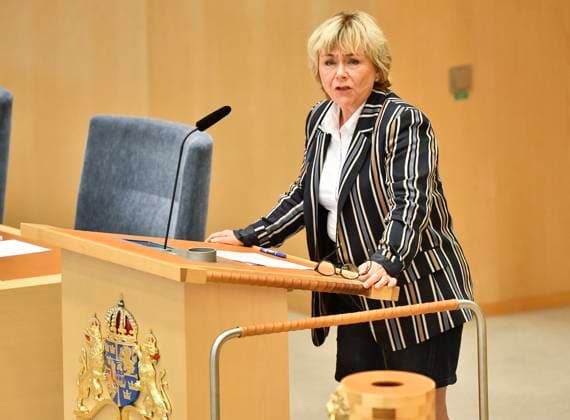 STOCKHOLM 20180830 Moderaternas Beatrice Ask under torsdagens debatt i riksdagen om bekämpningen av skogsbränderna. STOCKHOLM SVERIGE x10030x *** STOCKHOLM 20180830 The Moderate Partys Beatrice Ask during Thursdays debate in Parliament on the fight against the forest fires STOCKHOLM SWEDEN x10030x  Copyright: xJonasxEkströmer TTx RIKSDAGSDEBATT SKOGSBRÄNDER