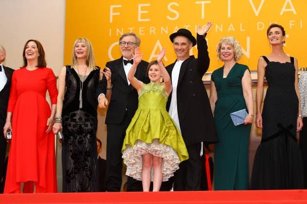 Cannes - BFG Screening Kristie Macosko, Frank Marshall, Kathleen Kennedy, Kate Capshaw, Steven Spielberg, Ruby Barnhill, Mark Rylance, Claire van Kampen, Lucy Dahl, Penelope Wilton and Rebecca Hall attend The BFG (Le Bon Gros Geant - Le BGG) premiere as part of the 69th annual Cannes Film Festival at the Palais des Festivals on May 14, 2016 in Cannes, France. Photo by Shootpix ABACAPRESS.COM Cannes France  Copyright: xShootpix ABACAx 546786_181 Shootpix ABACAx 546786_181