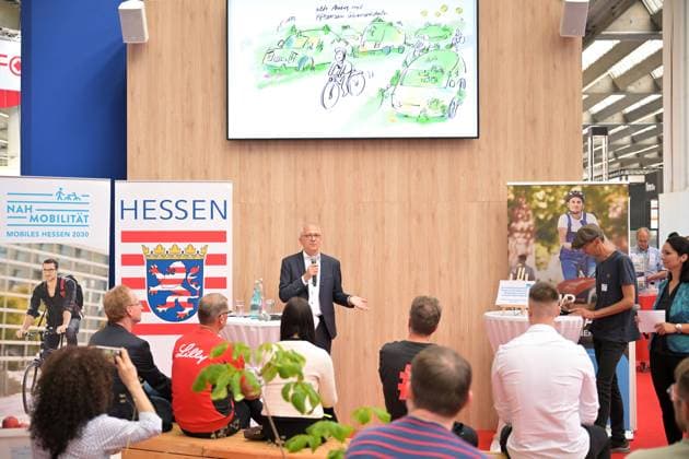 23.06.2023, xbrx, Wirtschaft Eurobike Festival 2023, emspor, v.l. Tarek Al-Wazir (GER), Hessischer Minister für Wirtschaft, Energie, Verkehr und Wohnen, Vortrag, Nah Mobilitaet, Mobiles Hessen 2030 Frankfurt *** 23 06 2023, xbrx, economy Eurobike Festival 2023, emspor, v l Tarek Al Wazir GER , Hessian Minister of Economy, Energy, Transport and Housing, lecture, Nah Mobilitaet, Mobiles Hessen 2030 Frankfurt.