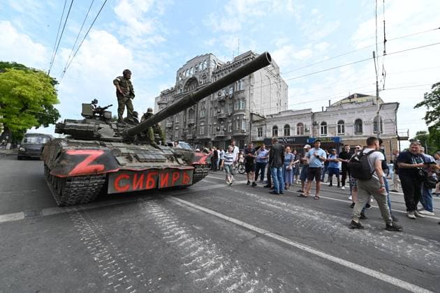 June 24.2023. Russia. Rostov-on-Don. Soldiers of the Wagner PMCs at the building of the Southern Military District. KarbinovxAnatoly
