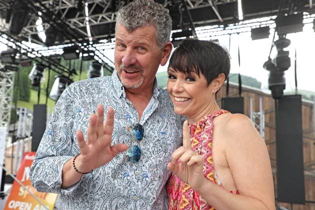 ORF Wenn die Musi spielt . Sänger Semino Rossi und Sängerin Francine Jordi am Rande von Proben zum Musik Open Air Wenn die Musi spielt am 23.06.2023 in Bad Kleinkirchheim. 20230623SBK0062