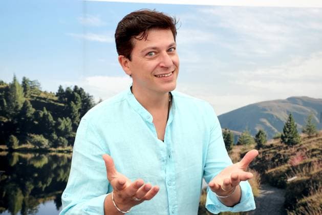 ORF Wenn die Musi spielt . Sänger Patrizio Buanne am Rande von Proben zum Musik Open Air Wenn die Musi spielt am 23.06.2023 in Bad Kleinkirchheim. 20230623SBK0044