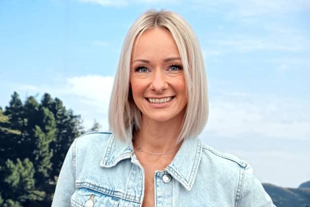 ORF Wenn die Musi spielt . Sängerin Christin Stark am Rande von Proben zum Musik Open Air Wenn die Musi spielt am 23.06.2023 in Bad Kleinkirchheim. 20230623SBK0053
