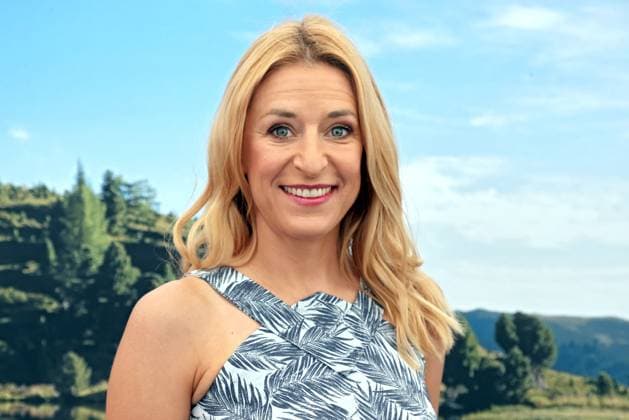 ORF Wenn die Musi spielt . Sängerin Stefanie Hertel am Rande von Proben zum Musik Open Air Wenn die Musi spielt am 23.06.2023 in Bad Kleinkirchheim. 20230623SBK0001