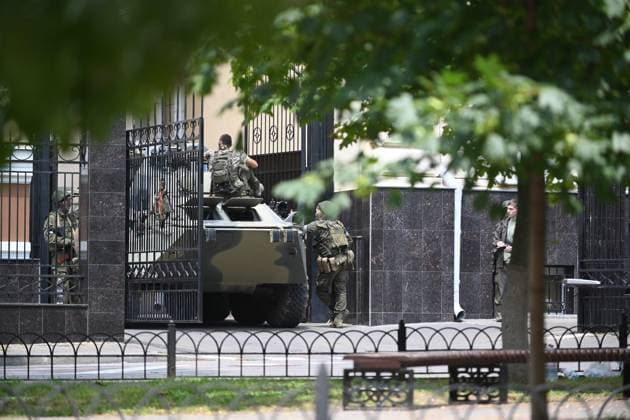 June 24.2023. Russia. Rostov-on-Don. Soldiers of the Wagner PMCs at the building of the Southern Military District. KarbinovxAnatoly
