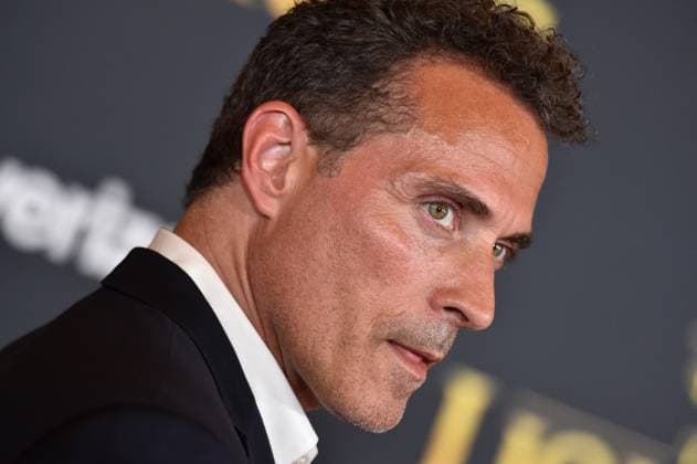 The Lion King World Premiere Rufus Sewell attends the world premiere of Disney s The Lion King at Dolby Theatre on July 9th, 2019 in Los Angeles, CA, USA. Photo by Lionel Hahn ABACAPRESS.COM Los Angeles California  Copyright: xHahnxLionel ABACAx 691223_234 HahnxLionel ABACAx 691223_234