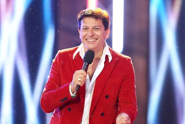 ORF Wenn die Musi spielt . Sänger Patrizio Buanne wärhend Proben zum Musik Open Air Wenn die Musi spielt am 23.06.2023 in Bad Kleinkirchheim. 20230623SBK0200