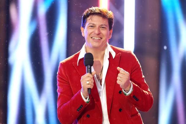 ORF Wenn die Musi spielt . Sänger Patrizio Buanne wärhend Proben zum Musik Open Air Wenn die Musi spielt am 23.06.2023 in Bad Kleinkirchheim. 20230623SBK0199