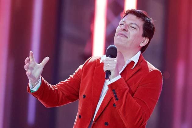 ORF Wenn die Musi spielt . Sänger Patrizio Buanne wärhend Proben zum Musik Open Air Wenn die Musi spielt am 23.06.2023 in Bad Kleinkirchheim. 20230623SBK0191