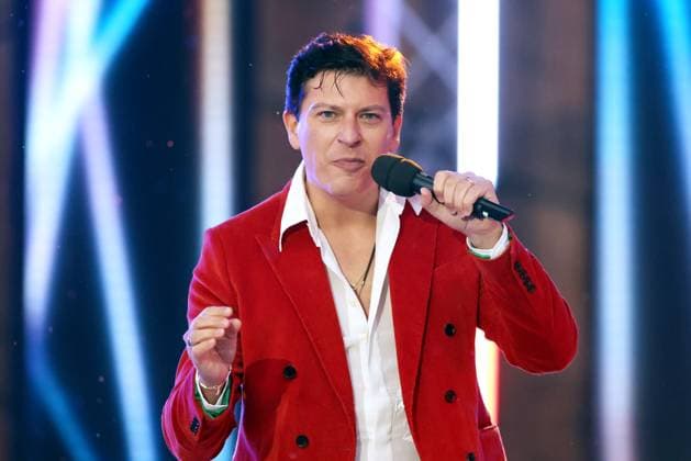 ORF Wenn die Musi spielt . Sänger Patrizio Buanne wärhend Proben zum Musik Open Air Wenn die Musi spielt am 23.06.2023 in Bad Kleinkirchheim. 20230623SBK0198