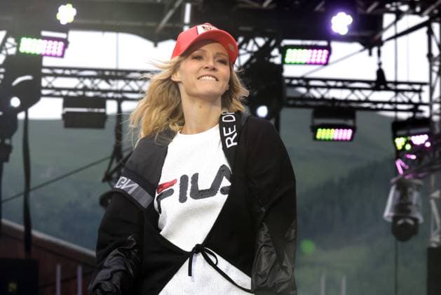 ORF Wenn die Musi spielt . Sängerin Melissa Naschenweng wärhend Proben zum Musik Open Air Wenn die Musi spielt am 23.06.2023 in Bad Kleinkirchheim. 20230623SBK0336