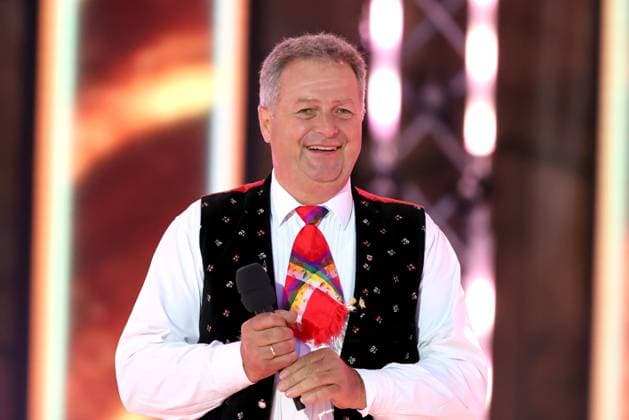 ORF Wenn die Musi spielt . Sänger Norbert Rier ( Kastelruther Spatzen ) wärhend Proben zum Musik Open Air Wenn die Musi spielt am 23.06.2023 in Bad Kleinkirchheim. 20230623SBK0155