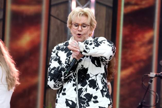 ORF Wenn die Musi spielt . Sängerin Peggy March wärhend Proben zum Musik Open Air Wenn die Musi spielt am 23.06.2023 in Bad Kleinkirchheim. 20230623SBK0367