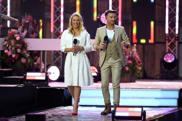 24.06.2023 - Bad Kleinkirchheim St. Oswald am Hoferriegel in Österreich (AUT) - Wenn die Musi spielt Open Air 2023 - Stefanie Hertel und Marco Ventre,