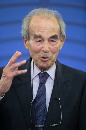 40th Anniversary of the Abolition Of Death Penalty - Paris Former minister of Justice Robert Badinter speaks during the commemoration 40th birthday of the abolition of death penalty at the French National Assembly in Paris on September 15, 2021. Photo by Raphael Lafargue ABACAPRESS.COM Paris France  Copyright: xLafarguexRaphael ABACAx 780311_051 LafarguexRaphael ABACAx 780311_051