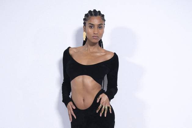 PFW - Balmain Festival - Backstage - Top Models Imaan Hammam attending the Balmain Festival as part of Paris Fashion Week Womenswear Spring Summer 2022 at La Seine Musicale in Boulogne-Billancourt, France on September 29, 2021. Photo by Aurore Marechal ABACAPRESS.COM Boulogne Billancourt Ile de France France  Copyright: xMarechalxAurore ABACAx 782359_040 MarechalxAurore ABACAx 782359_040
