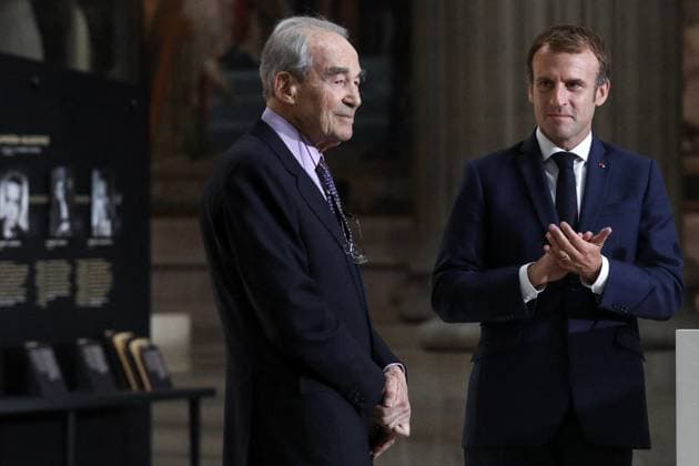 Commemoration Of The 40th Anniversary Of The Abolition Of The Death Penalty - Paris Le prÃ sident de la rÃ publique, Emmanuel Macron et Robert Badinter durant la CommÃ moration du quarantieme anniversaire de l abolition de la peine de mort, au PanthÃ on Ã Paris, France, le 9 octobre 2021. French President Emmanuel Macron and Robert Badinter during the commemoration of the 40th anniversary of the abolition of the death penalty at the Pantheon in Paris, France, October 9th, 2021. Photo by Stephane Lemouton Pool ABACAPRESS.COM Paris France  Copyright: xLemoutonxStephane Pool ABACAx 783913_025 LemoutonxStephane Pool ABACAx 783913_025