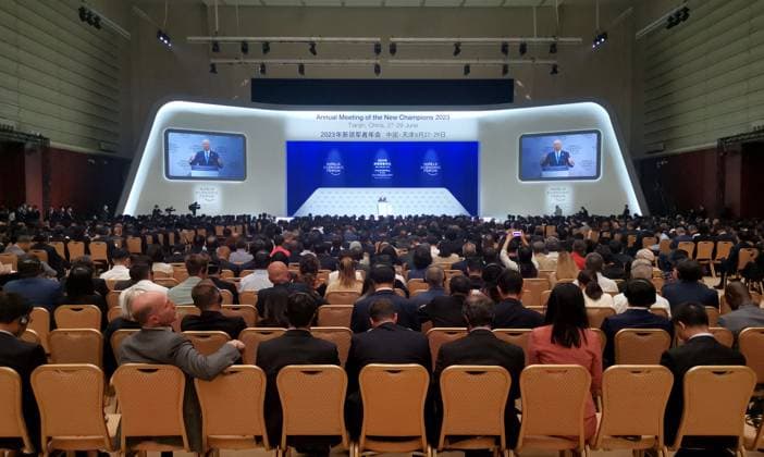 News Themen der Woche KW26 Bilder des Jahres 2023, News 06 Juni News Bilder des Tages TIANJIN, CHINA - JUNE 27: Klaus Schwab, founder of the World Economic Forum, delivers speech during the opening ceremony of the 14th Annual Meeting of the New Champions, also known as the Summer Davos Forum, on June 27, 2023 in Tianjin, China. The Summer Davos Forum opened in Tianjin on June 27.  Copyright: xVCGx 111443018488