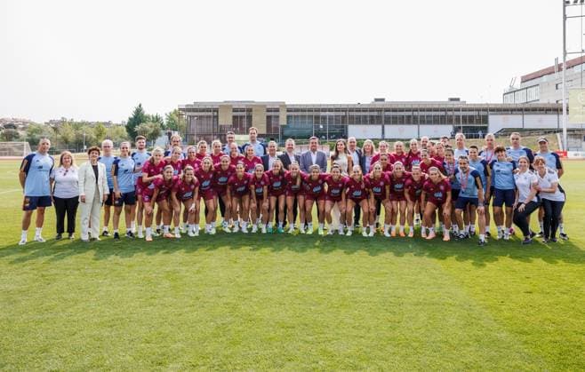 Entertainment Bilder des Tages 27-06-2023 Madrid Queen Letizia, with the Spanish women soccer team which will play at the at the FIFA womens world cup in Australia and New Zealand, in Madrid. Â  Copyright: xPPEx