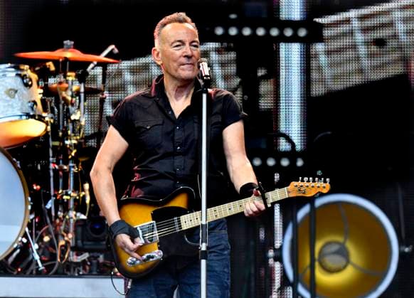 GOTHENBURG 20230626 Bruce Springsteen during his second concert in 2023 at Nya Ullevi, Gothenburg. GÖTEBORG SWEDEN x75524x *** GOTHENBURG 20230626 Bruce Springsteen during his second concert in 2023 at Nya Ullevi, Gothenburg GÖTEBORG SWEDEN x75524x  Copyright: xJanxFleischmannx xTTx Bruce Springsteen & E Street Band concert 2 8WNpwb5CyLQ